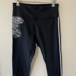 Calvin Klein CK Performance Moisture Wick Black Crop Workout Leggings sz Medium